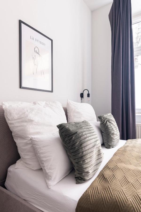 Central Apartment In Heart Of Berlin Bagian luar foto