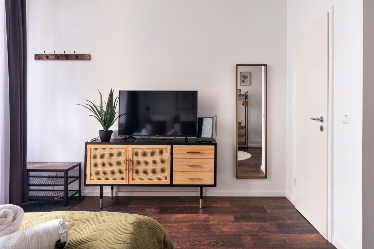 Central Apartment In Heart Of Berlin Bagian luar foto